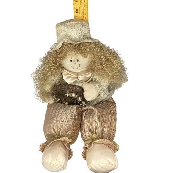 Christmas Shelf Sitter Plush Doll With Curly Hair Bow & Wreath Gold 18" - Picture 4 of 12